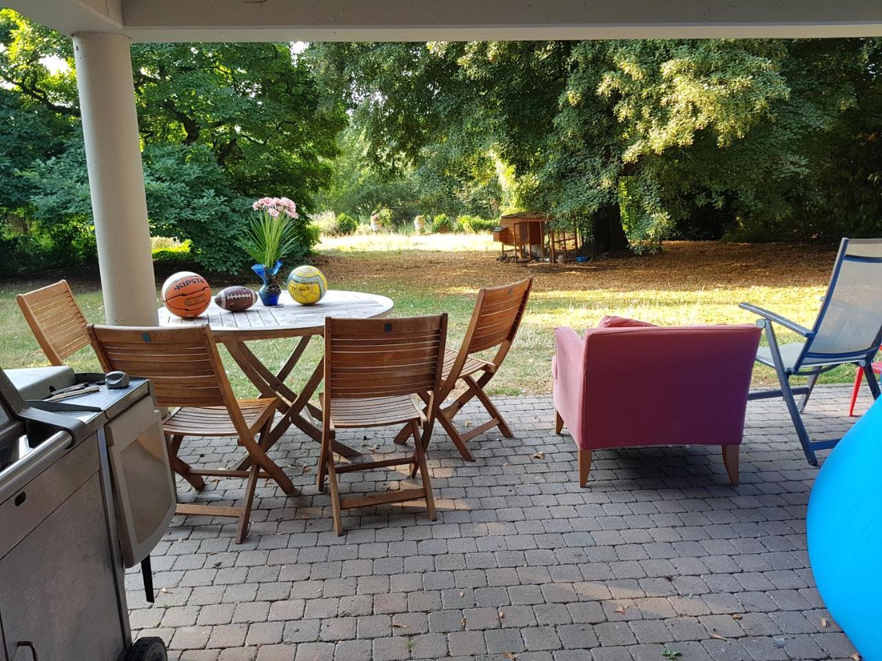 Chateau Lambert Moulinsart Hotel, Shuttle Airport, Long Term Parking, Snooker, Large Terrasse, Dinner, Breakfast Charleroi Exteriör bild