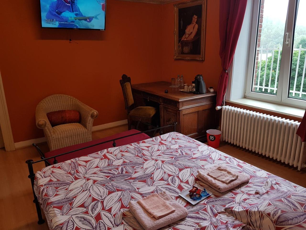 Chateau Lambert Moulinsart Hotel, Shuttle Airport, Long Term Parking, Snooker, Large Terrasse, Dinner, Breakfast Charleroi Exteriör bild