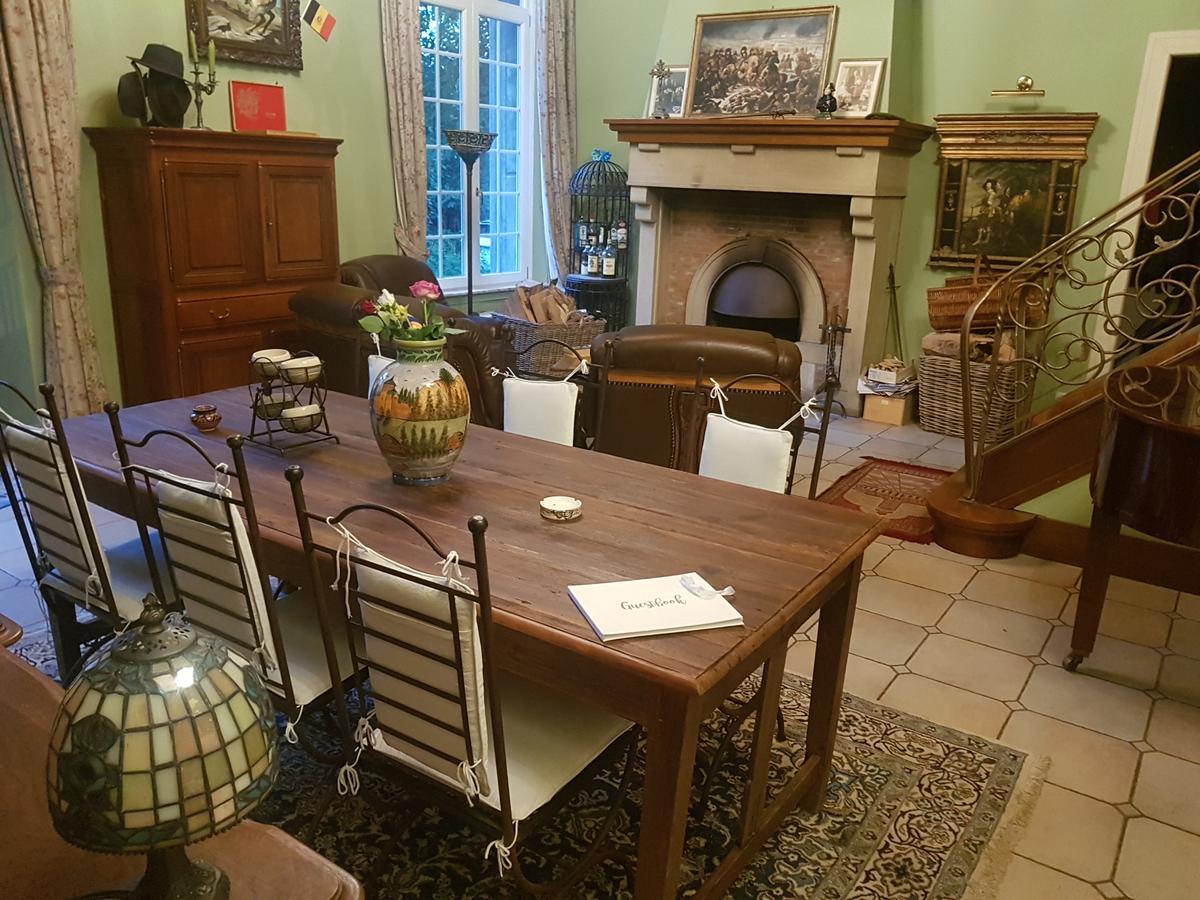 Chateau Lambert Moulinsart Hotel, Shuttle Airport, Long Term Parking, Snooker, Large Terrasse, Dinner, Breakfast Charleroi Exteriör bild