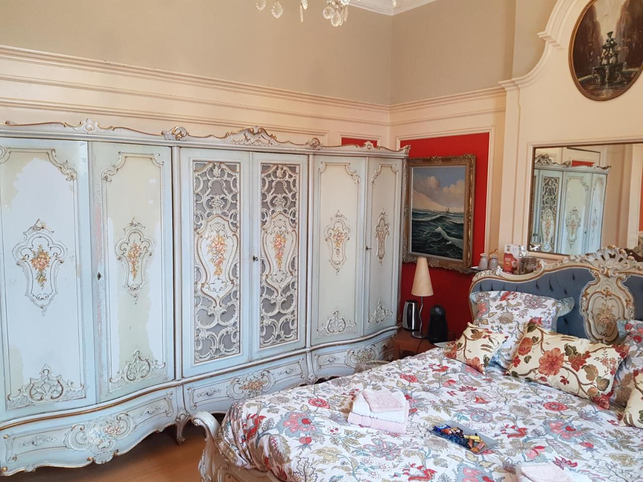 Chateau Lambert Moulinsart Hotel, Shuttle Airport, Long Term Parking, Snooker, Large Terrasse, Dinner, Breakfast Charleroi Exteriör bild